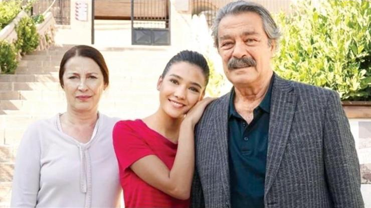 Aybüke Pusat’tan Kadir İnanır’a Duygusal Veda: Seninle Çok Uzun Yol Yürüdük