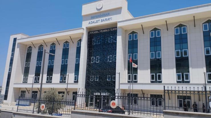 Balçova Belediye Başkanı ve 2 şüpheli adliyede