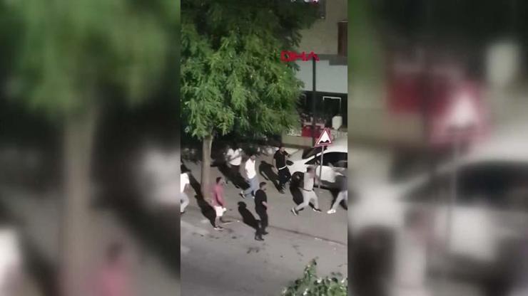 PENDİK MEYDAN MUHAREBESİ Silahlar ve sopalar havada uçuştu