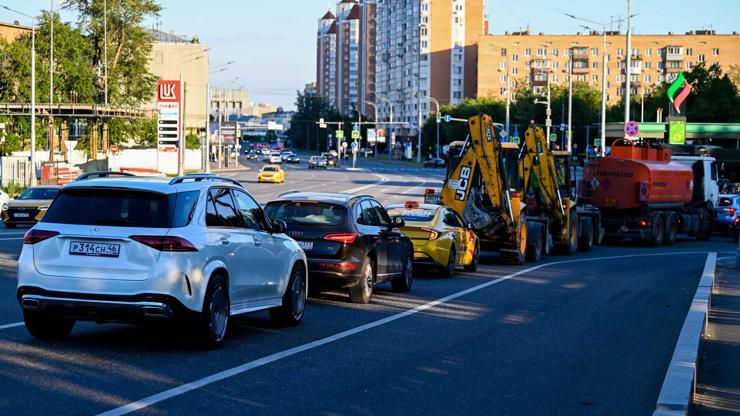 Petrol zengini Rusyada akaryakıt krizi: Nasıl oldu da bu noktaya gelindi İşte araç kuyruklarını oluşturan 5 temel neden...