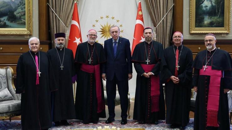 Cumhurbaşkanı Erdoğan, Türkiye Katolik Episkoposlar heyetini kabul etti Cumhurbaşkanı Erdoğan, Türkiye Katolik Episkoposlar heyetini kabul etti