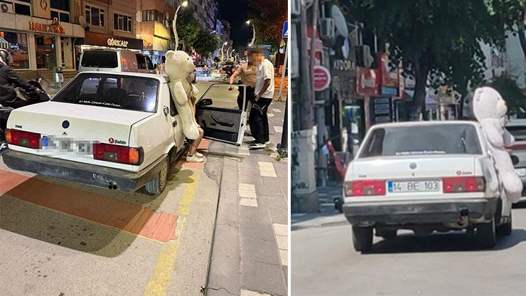 Pelüş ayı ile turlayan ehliyetsiz sürücüye ceza Pelüş ayı ile turlayan ehliyetsiz sürücüye ceza