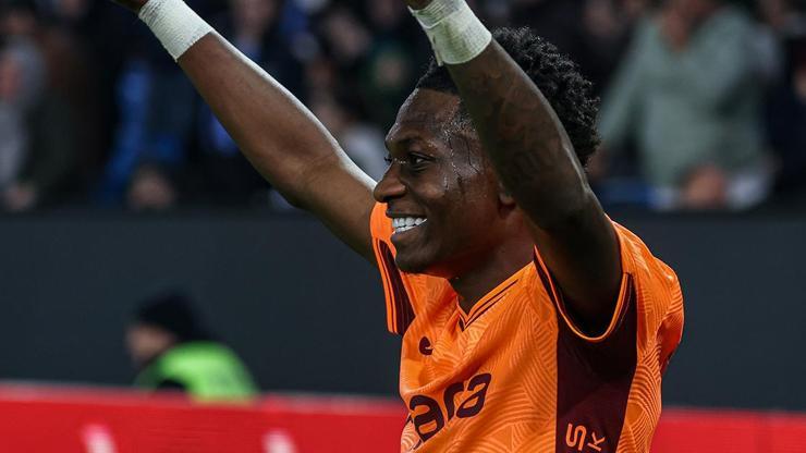 Kazeem Olaigbe, Trabzonspor’dan ayrıldı! Yeni adresi belli oldu Kazeem Olaigbe, Trabzonspor’dan ayrıldı! Yeni adresi belli oldu
