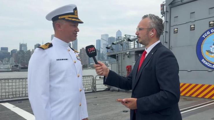 New Yorkta bir Türk savaş gemisi TCG Oruçreisten ABDye çıkarma