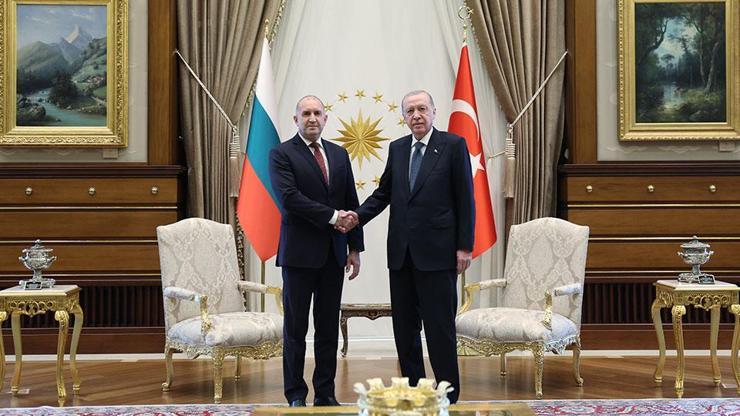 Cumhurbaşkanı Erdoğandan zirve öncesi iki önemli görüşme: Erdoğan Radevi kabul etti