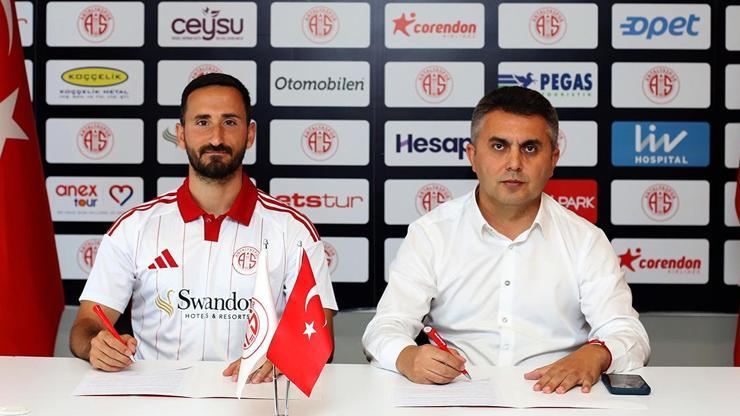 Antalyaspor’da iç transfer… Soner Dikmen ve Erdoğan Yeşilyurt… Antalyaspor’da iç transfer… Soner Dikmen ve Erdoğan Yeşilyurt…