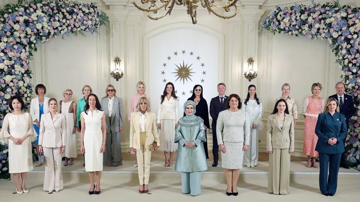 Emine Erdoğan, lider eşleriyle Çankaya Köşkünde bir araya geldi