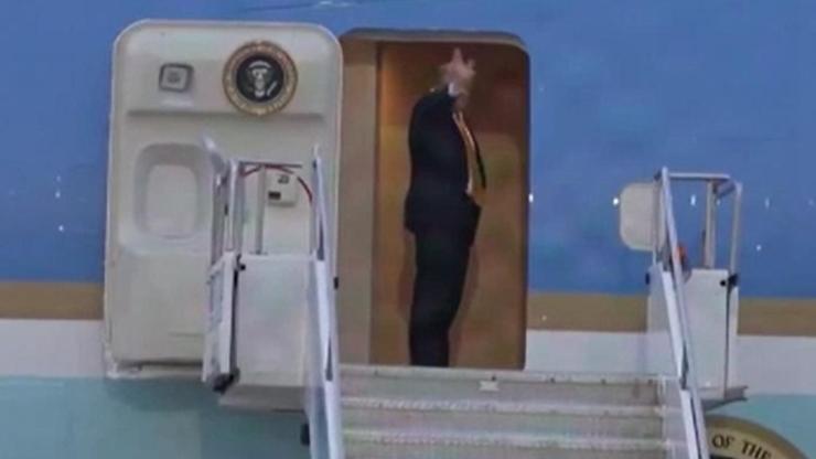 ABD Başkanı Donald Trump Ankara'dan ayrıldı ABD Başkanı Donald Trump Ankara'dan ayrıldı