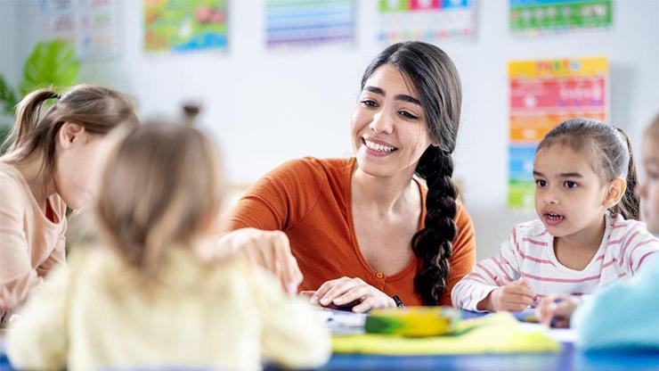 Kamuda kreş açılması kolaylaşıyor: 50 çocuk şartı bu sayıya düşürüldü