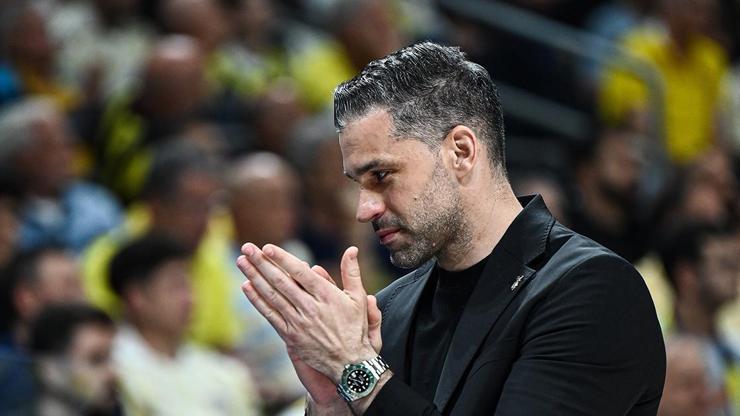 Beşiktaş, Dusan Alimpijevic ile nikâh tazeledi Beşiktaş, Dusan Alimpijevic ile nikâh tazeledi