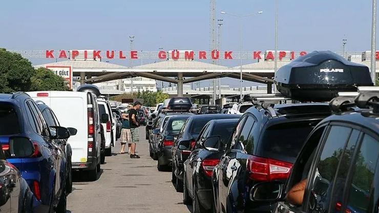 Gurbetçilere büyük kolaylık! Yabancı plakalı araç kullanımında yeni dönem başlıyor Gurbetçilere büyük kolaylık! Yabancı plakalı araç kullanımında yeni dönem başlıyor