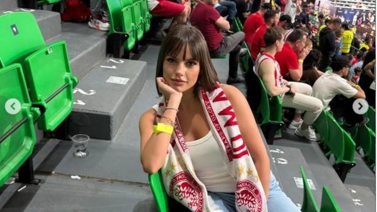 Tribünde birkaç saniye görünmüştü, hayatı değişmişti Marigona Gonaya özel servis