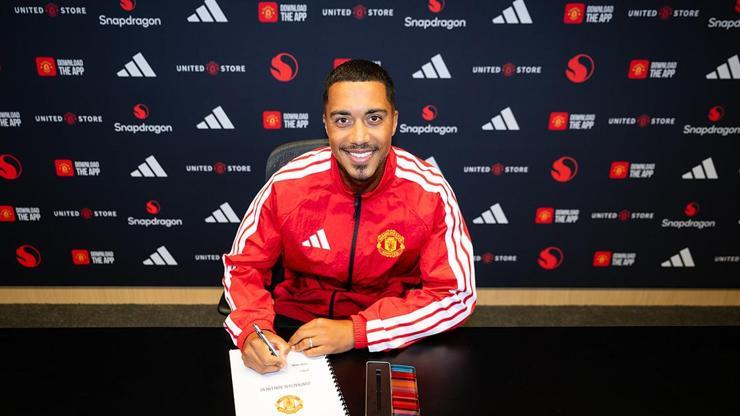 Youri Tielemans, Manchester United’da Youri Tielemans, Manchester United’da