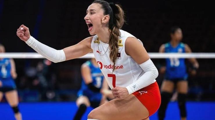 Hande Baladın ile Onuralp Bitim aşkı ilk kez görüntülendi Bebekte objektiflere yakalandılar