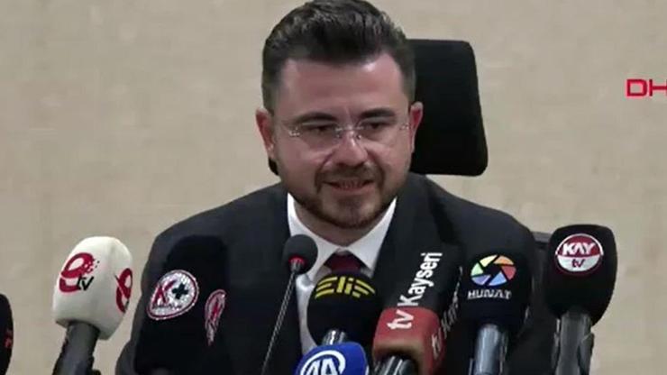 Bagajından 5 kilo esrar çıktı! CHP'li meclis üyesi tutuklandı Bagajından 5 kilo esrar çıktı! CHP'li meclis üyesi tutuklandı