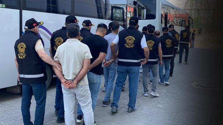 İki aile arasındaki kavga cezaevinde bitti Polisin de yaralandığı kavgada 5 tutuklama