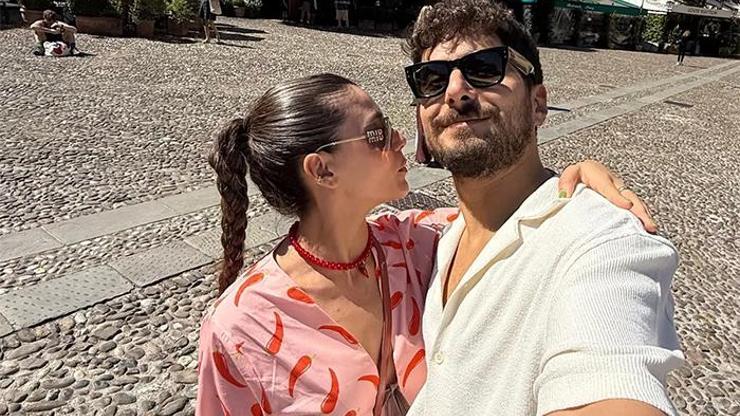 Evlilik Teklifi Sonrası Yeni Kare Sıla Türkoğlu ile Ata Ayyıldızdan Romantik Poz Yorumlar Peş Peşe Geldi