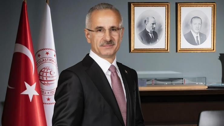 Bakan Uraloğlu duyurdu! İstanbul'a dev ulaşım yatırımı... 6,75 milyar dolarlık proje için geri sayım başladı Bakan Uraloğlu duyurdu! İstanbul'a dev ulaşım yatırımı... 6,75 milyar dolarlık proje için geri sayım başladı