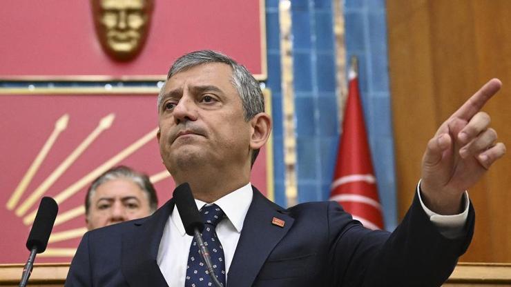 O başkanlar neden CHPde kaldı Özgür Özel geride bırakmayız demişti