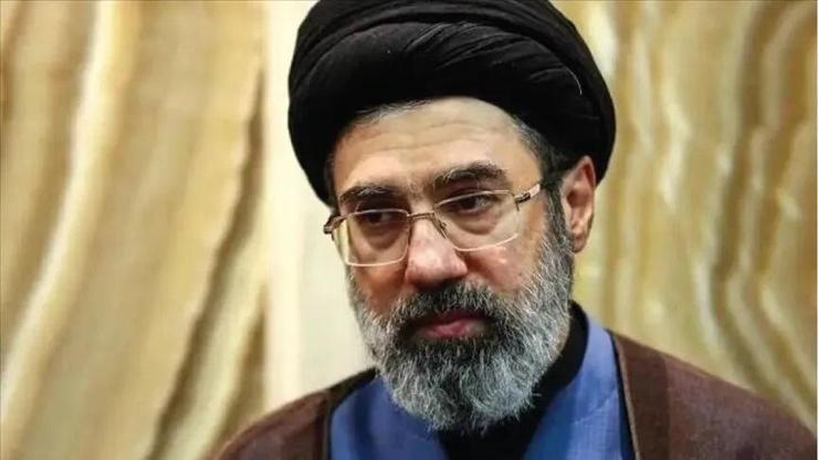 CIA VE MOSSAD PEŞİNDE Dünyanın en gizemli lideri: Mücteba Hamaney