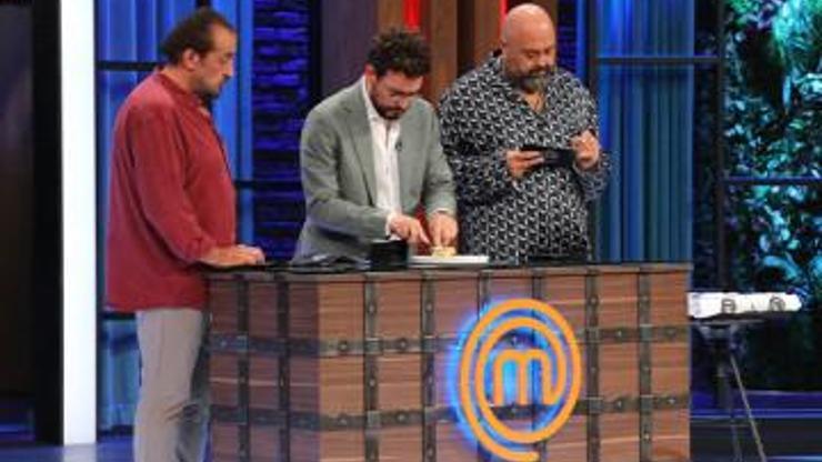 MASTERCHEF 13. YARIŞMACI KİM OLDU? Masterchef ana kadroya katılan isim belli oldu! 31 Temmuz 2026 MasterChef'te önlüğü kim aldı?