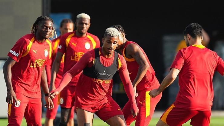 Galatasaray, hazırlıklarını sürdürüyor