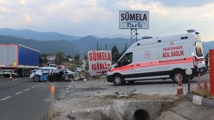Aile faciası yaşandı Otomobil menfeze çarptı: 2 ölü, 4 yaralı