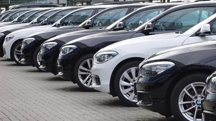 Otomotiv satışları yüzde 10 daraldı