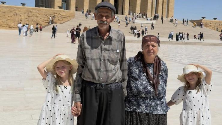 34 yıl sonra gelen mucizeleri ile Anıtkabire gittiler