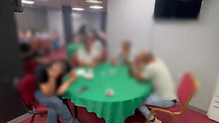 Düğün salonu görünümlü kumarhaneye polis baskını Düğün salonu görünümlü kumarhaneye polis baskını