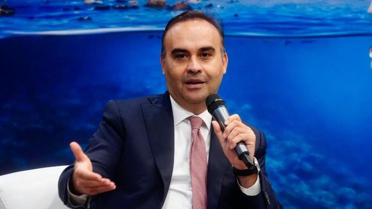 Sanayi ve Teknoloji Bakanı Kacır, Kutuplarda Sıfır Atık kitabının tanıtımında konuştu Sanayi ve Teknoloji Bakanı Kacır, Kutuplarda Sıfır Atık kitabının tanıtımında konuştu