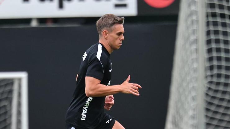 Beşiktaş, iki günlük iznin ardından rövanş maçı hazırlıklarına başladı