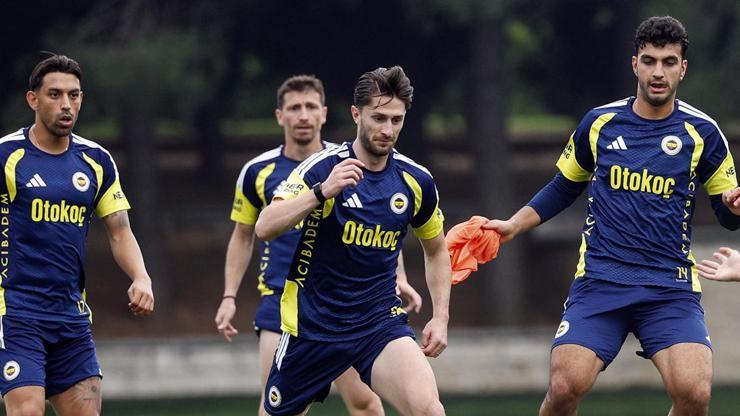 Fenerbahçe'nin rövanş maçı kafilesi açıklandı Fenerbahçe'nin rövanş maçı kafilesi açıklandı