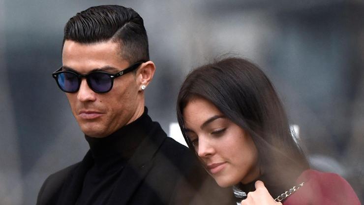 Cristiano Ronaldo ve Georgina Rodriguez, Cascais’te gizlice evlendi Cristiano Ronaldo ve Georgina Rodriguez, Cascais’te gizlice evlendi