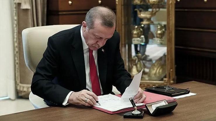 Cumhurbaşkanı Erdoğan imzaladı! 7 general ve 18 albaya terfi Cumhurbaşkanı Erdoğan imzaladı! 7 general ve 18 albaya terfi