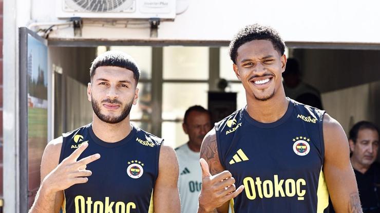 Fenerbahçe’de Oosterwolde ve Oğuz Aydın'ın menajeri İstanbul’a geldi Fenerbahçe’de Oosterwolde ve Oğuz Aydın'ın menajeri İstanbul’a geldi