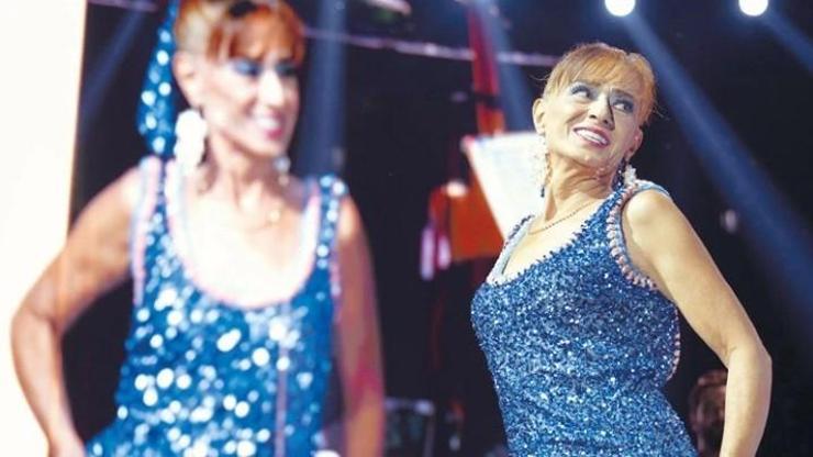 Yıldız Tilbe Harbiye’de ayakta alkışlandı! Roman havasıyla coşturdu Yıldız Tilbe Harbiye’de ayakta alkışlandı! Roman havasıyla coşturdu