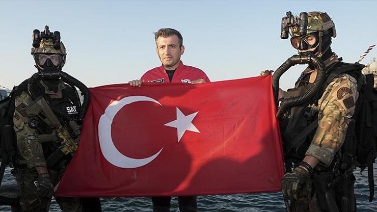 Bükülmez bileklerinize selam olsun Bükülmez bileklerinize selam olsun