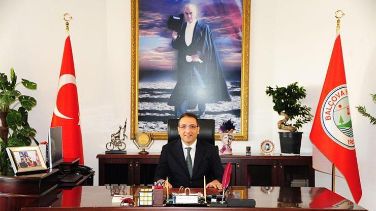 SON DAKİKA! CHP'li Balçova Belediye Başkanı Onur Yiğit göreve iade edildi
