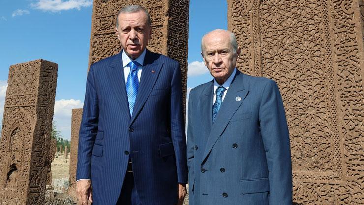 Cumhurbaşkanlığı Kabinesi Ahlat'ta toplanacak! Yeni mesaj geliyor Cumhurbaşkanlığı Kabinesi Ahlat'ta toplanacak! Yeni mesaj geliyor