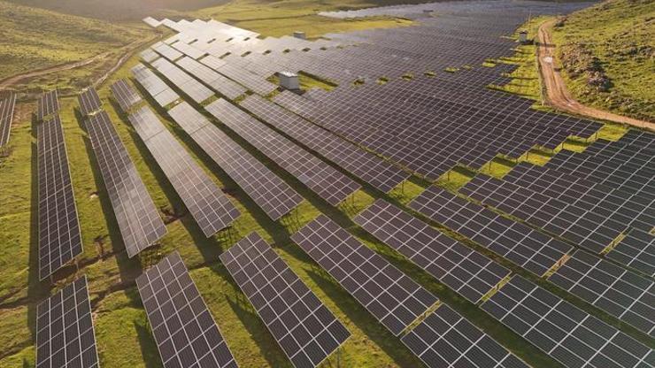 turkiyede-gunes-enerjisinde-tarihi-rekor-temmuzda-537-milyar-kilovatsaat-elektrik-uretildi