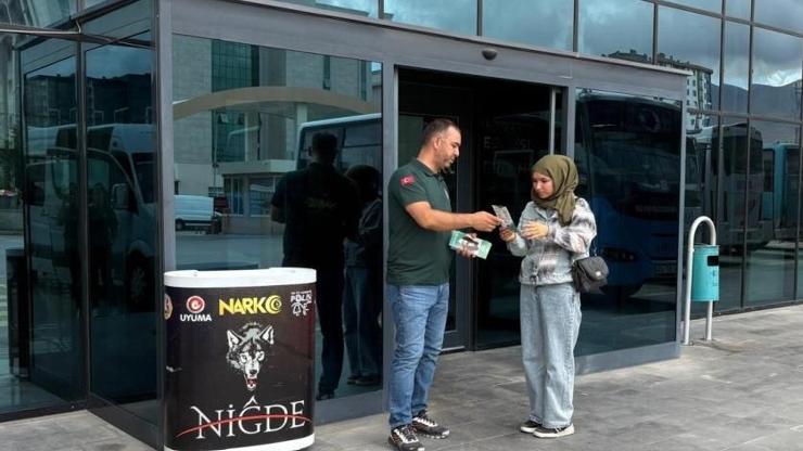 Narkotik ekiplerinden 778 kişiye uyuşturucu bilgilendirmesi