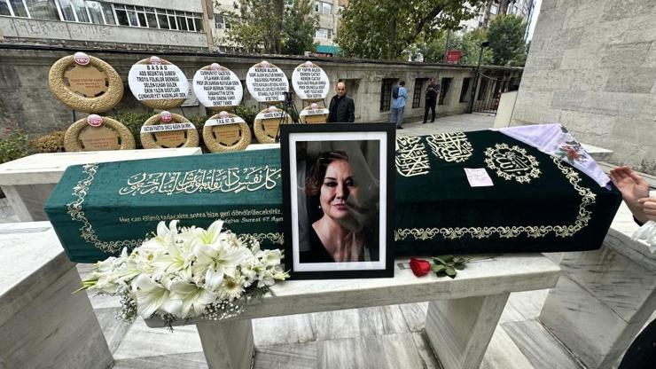 Aşk-ı Memnu’nun Arsen Hanım’ı Gülsen Tuncer son yolculuğuna uğurlandı 50 yıllık eşinden duygusal veda
