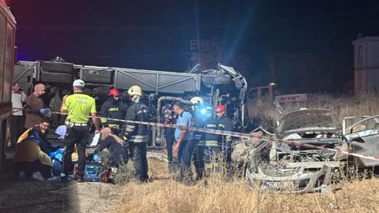 SON DAKİKA HABERİ: Gaziantep’te yolcu otobüsü kaza yaptı Çok sayıda ölü ve yaralılar var