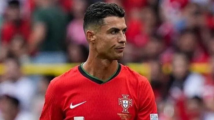 Ronaldo, milli takımı bırakmadığını açıkladı