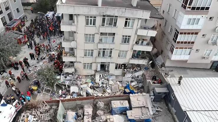Binanın çökmesinde girişteki iş yerinin etkisi ne