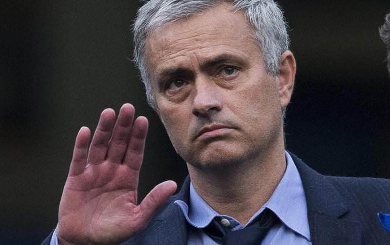 Chelseaden Mourinho neden gönderildi açıklaması