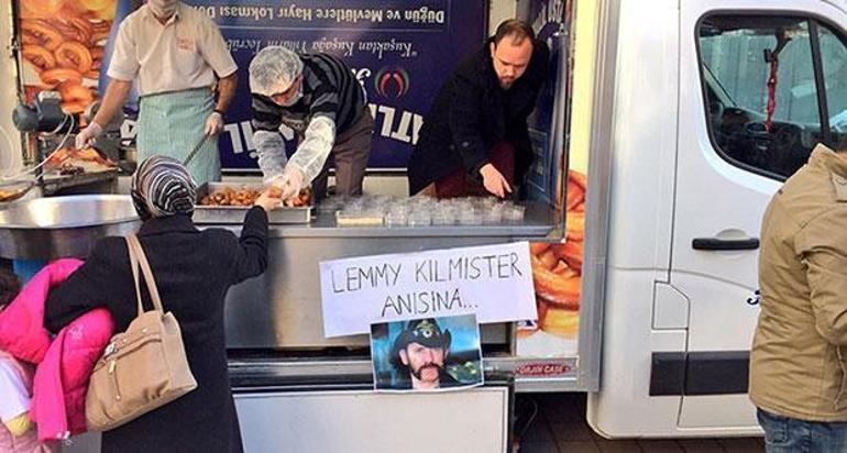 Lemmy Kilmister anısına lokma dağıttılar