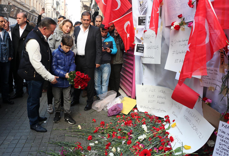 Ali Ağaoğlundan Taksim saldırısı yorumu