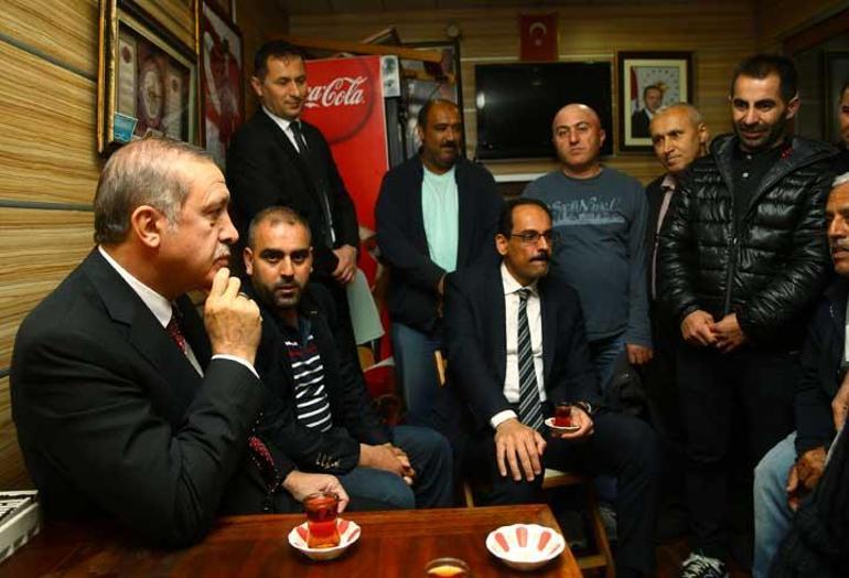 Erdoğandan minibüsçülere gece yarısı ziyareti